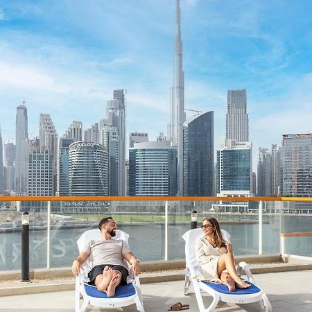 Unlock Waters Edge Lägenhet Dubai Exteriör bild
