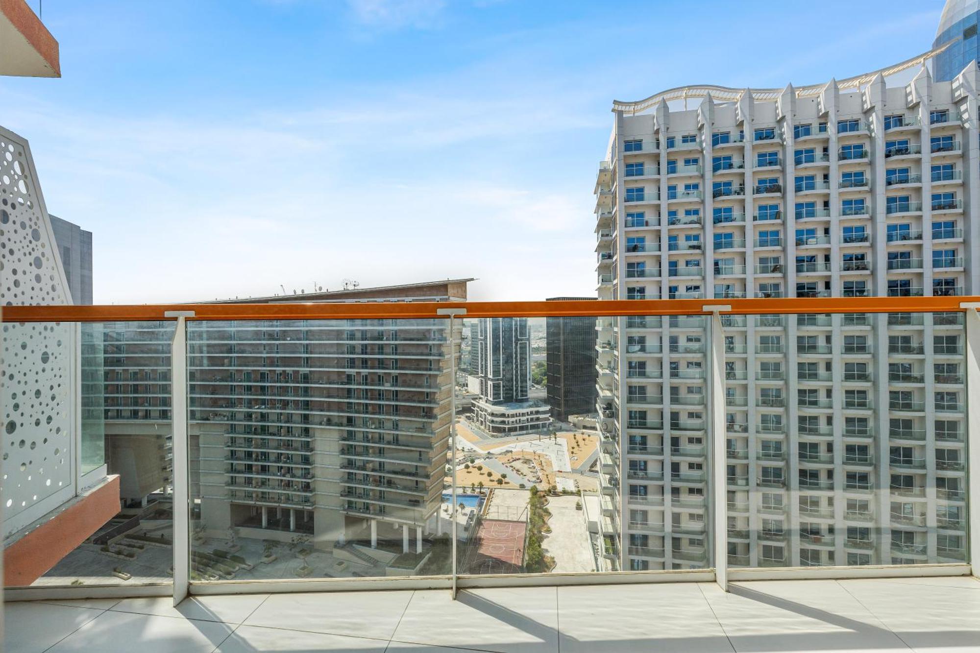 Unlock Waters Edge Lägenhet Dubai Exteriör bild